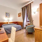 Gea Di Vulcano 3* Roma