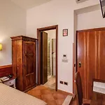 Gea Di Vulcano 3*