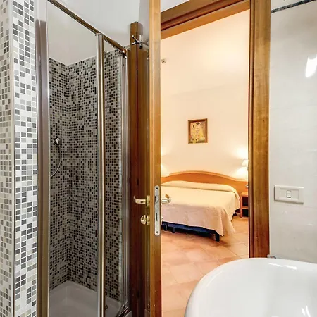 Gea Di Vulcano 3* Roma