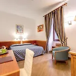 Hotel Gea Di Vulcano 3*